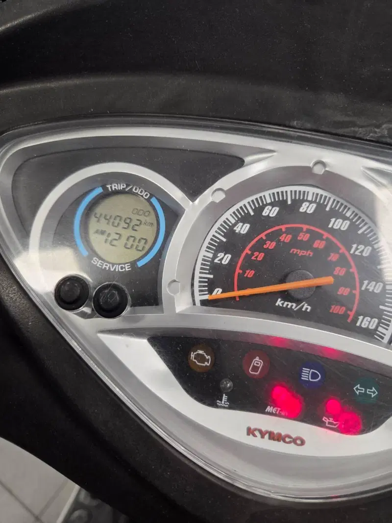 Kymco People 300i S (2008 - 12) (5)