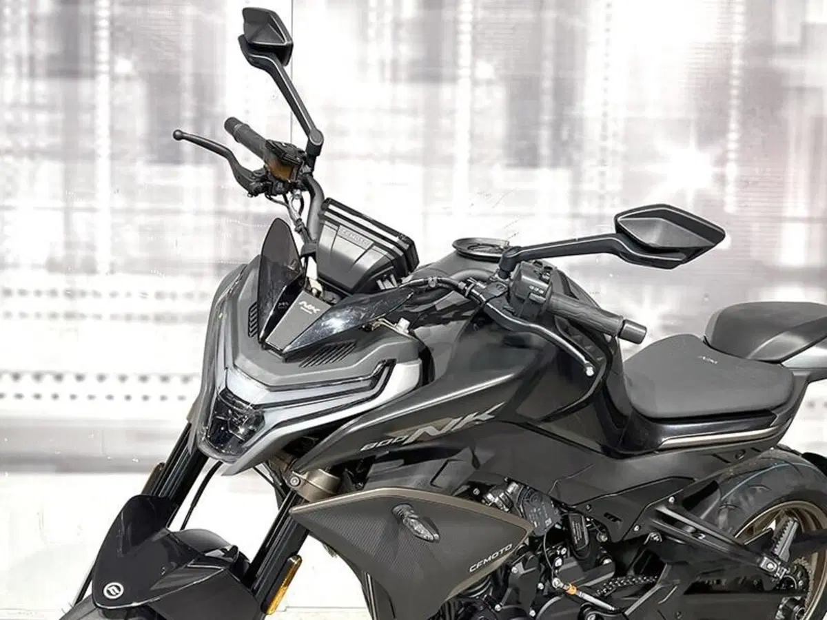 CFMOTO 800NK Sport (2023 - 26) (5)