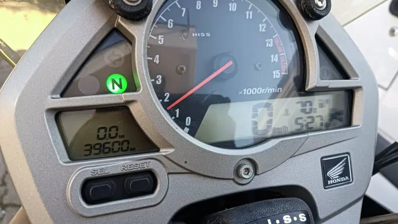 Honda Hornet 600 (2007 - 10) (7)