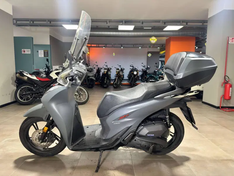 Honda SH 150i Sport (2022 - 23) (4)