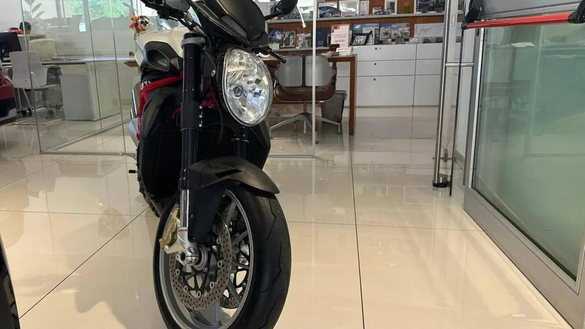 Vendo MV Agusta Brutale 1090 (2012 - 15) usata a Verona (codice ...