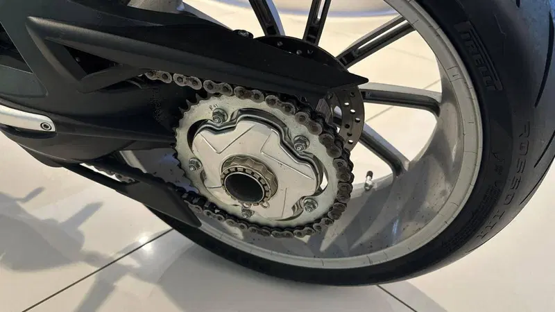 MV Agusta Brutale 1090 (2012 - 15) (9)