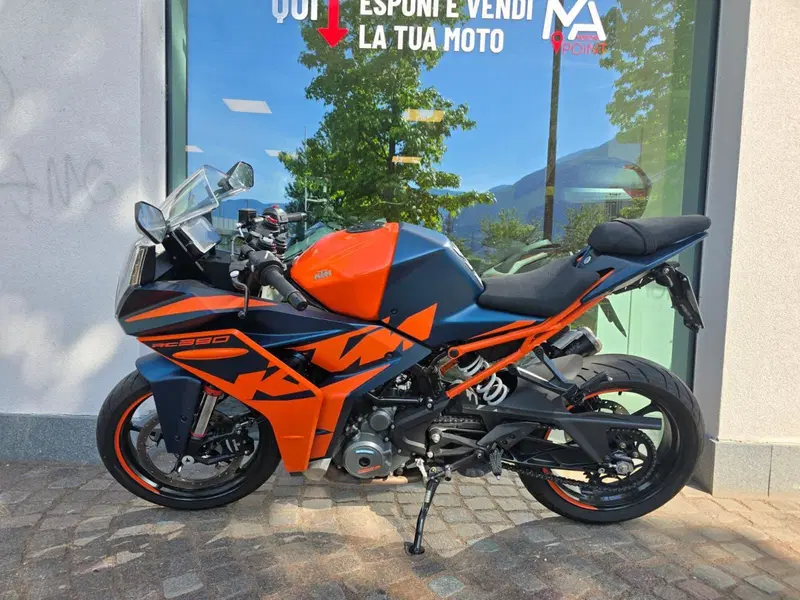 KTM RC 390 (2022 - 26) (2)
