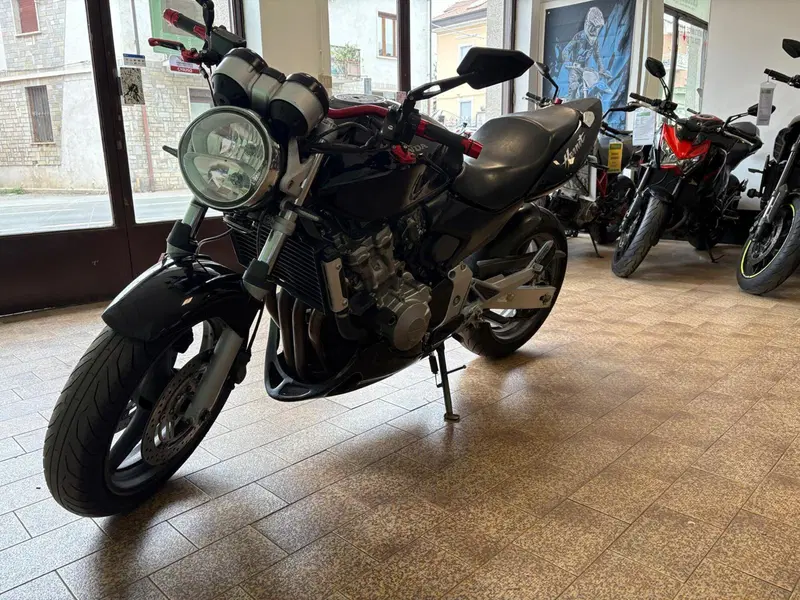 Honda Hornet 600 (2005 - 06) (5)