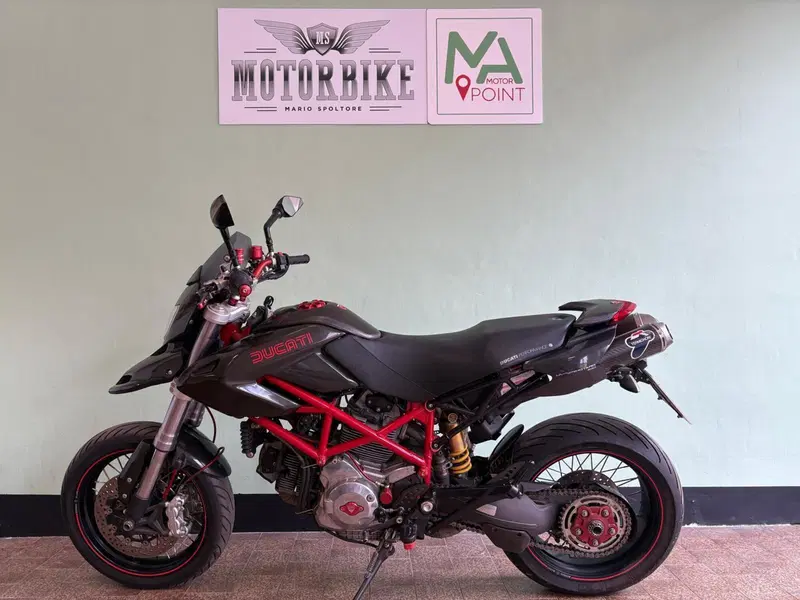 Ducati Hypermotard 1100 (2007 - 09) (3)