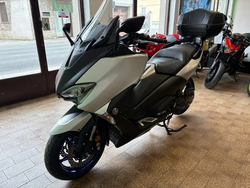 Yamaha T-Max 530 SX (2017 - 19) (5)