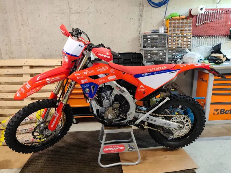 Honda CRF 250RX Enduro (2022) (2)