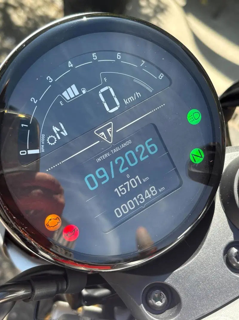 Triumph Speed Twin 1200 RS (2025 - 26) (2)