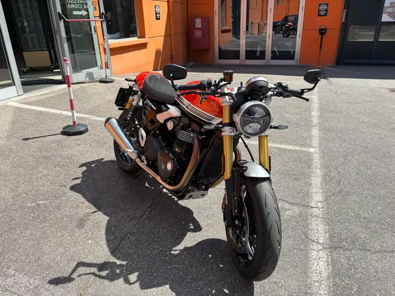 Triumph Speed Twin 1200 RS (2025 - 26) (4)