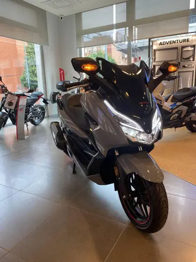 Honda Forza 300 Limited Edition ABS (2020) usata