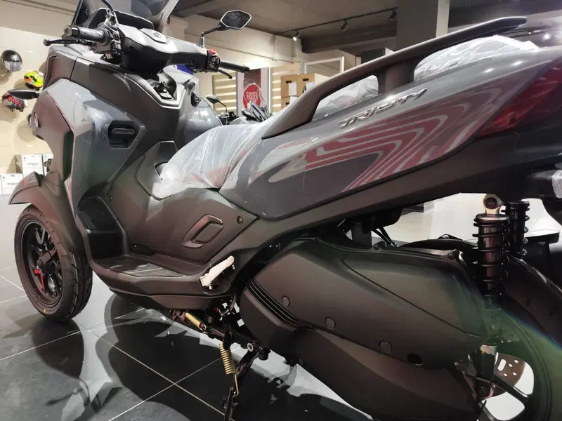 Yamaha Tricity 300 (2025 - 26) (6)