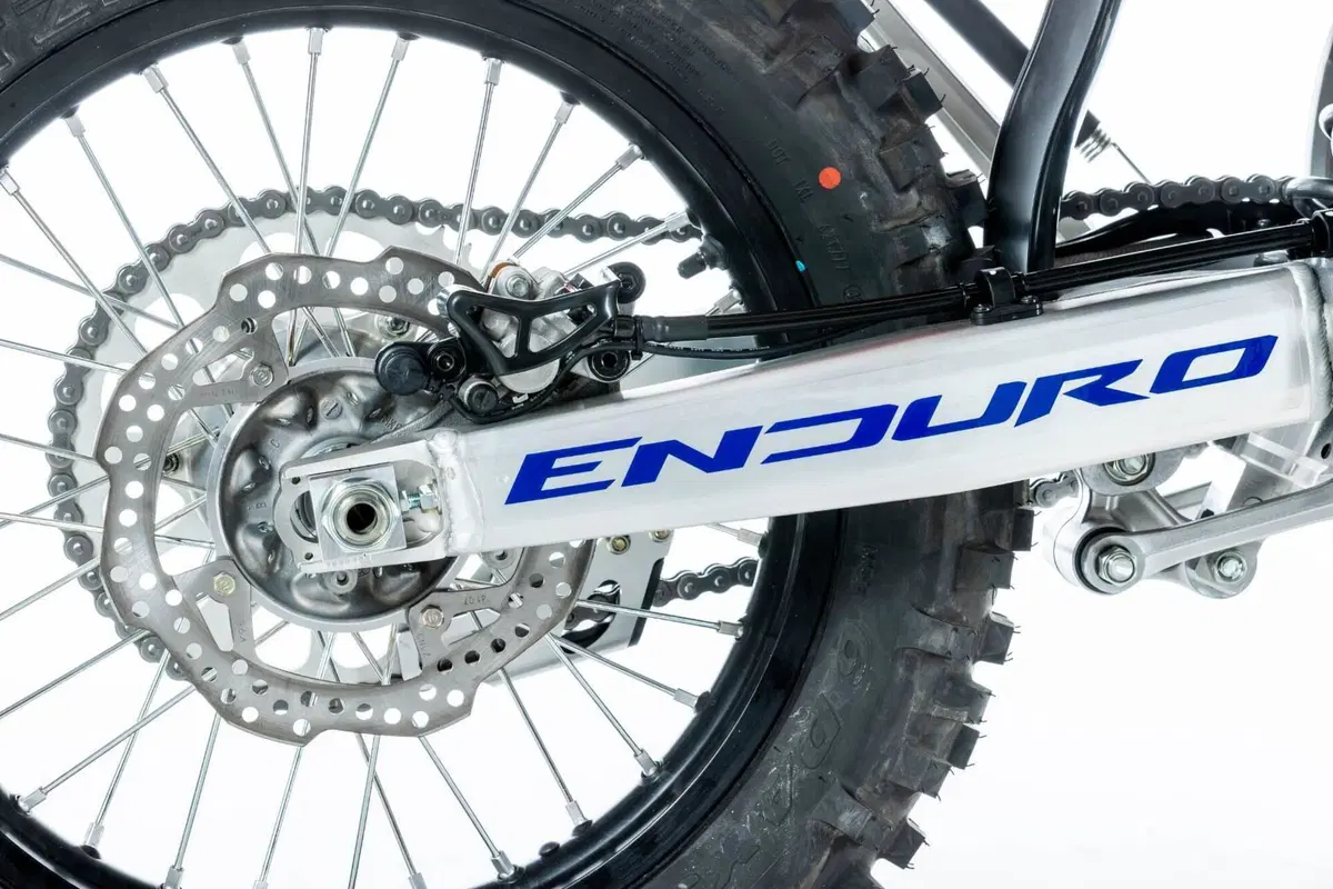 Honda CRF 300RX Enduro (2026) (14)