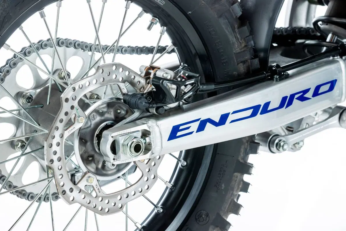 Honda CRF 450RX Enduro (2026) (10)