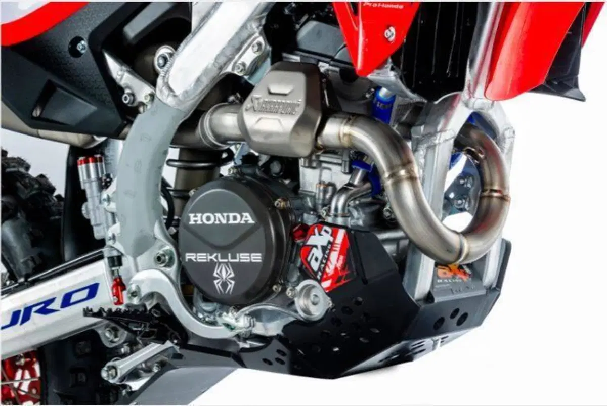 Honda CRF 300RX Enduro Special (2026) (10)