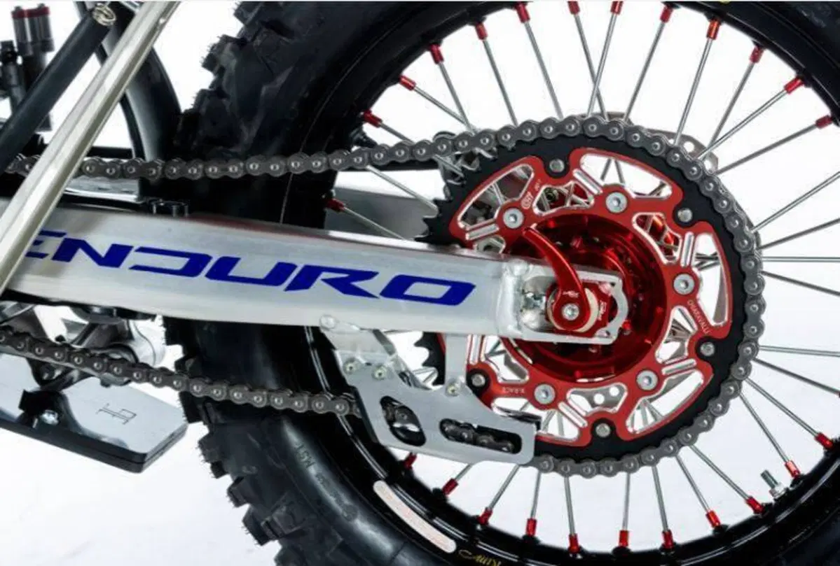 Honda CRF 300RX Enduro Special (2026) (13)