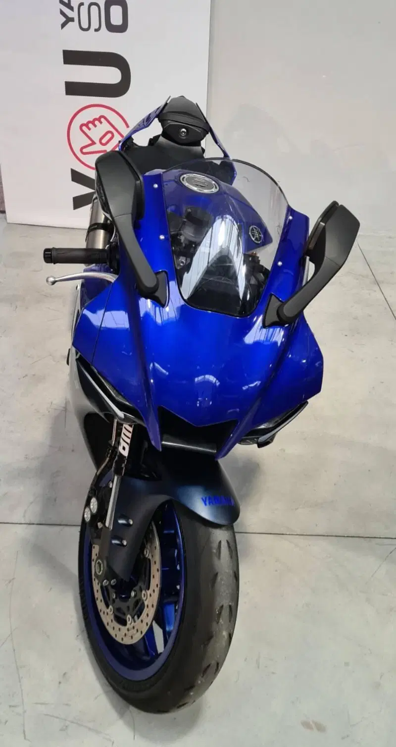 Yamaha YZF R1 (2020 - 25) (3)