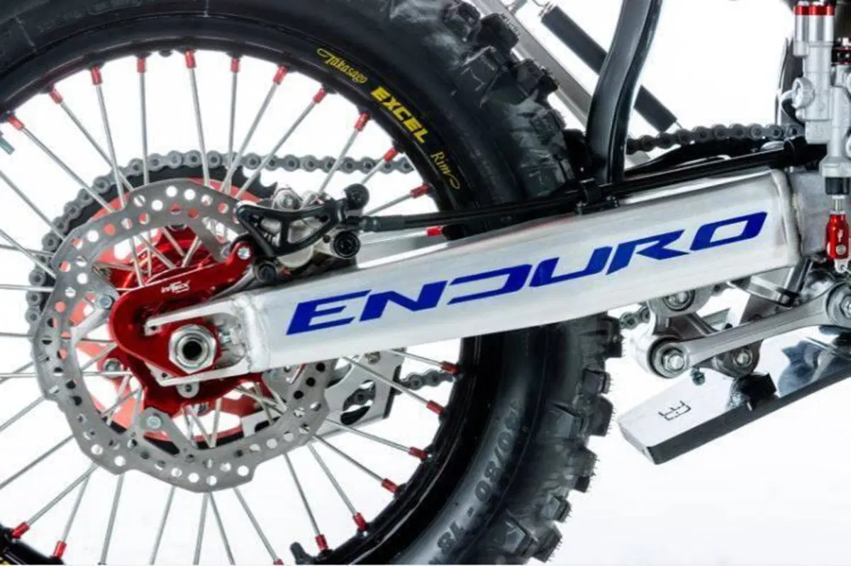 Honda CRF 450RX Enduro Special (2026) (9)