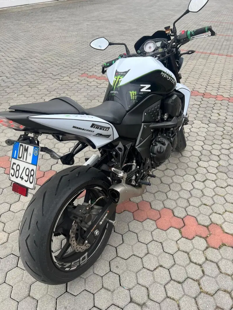 Kawasaki Z 750 (2007 - 14) (4)