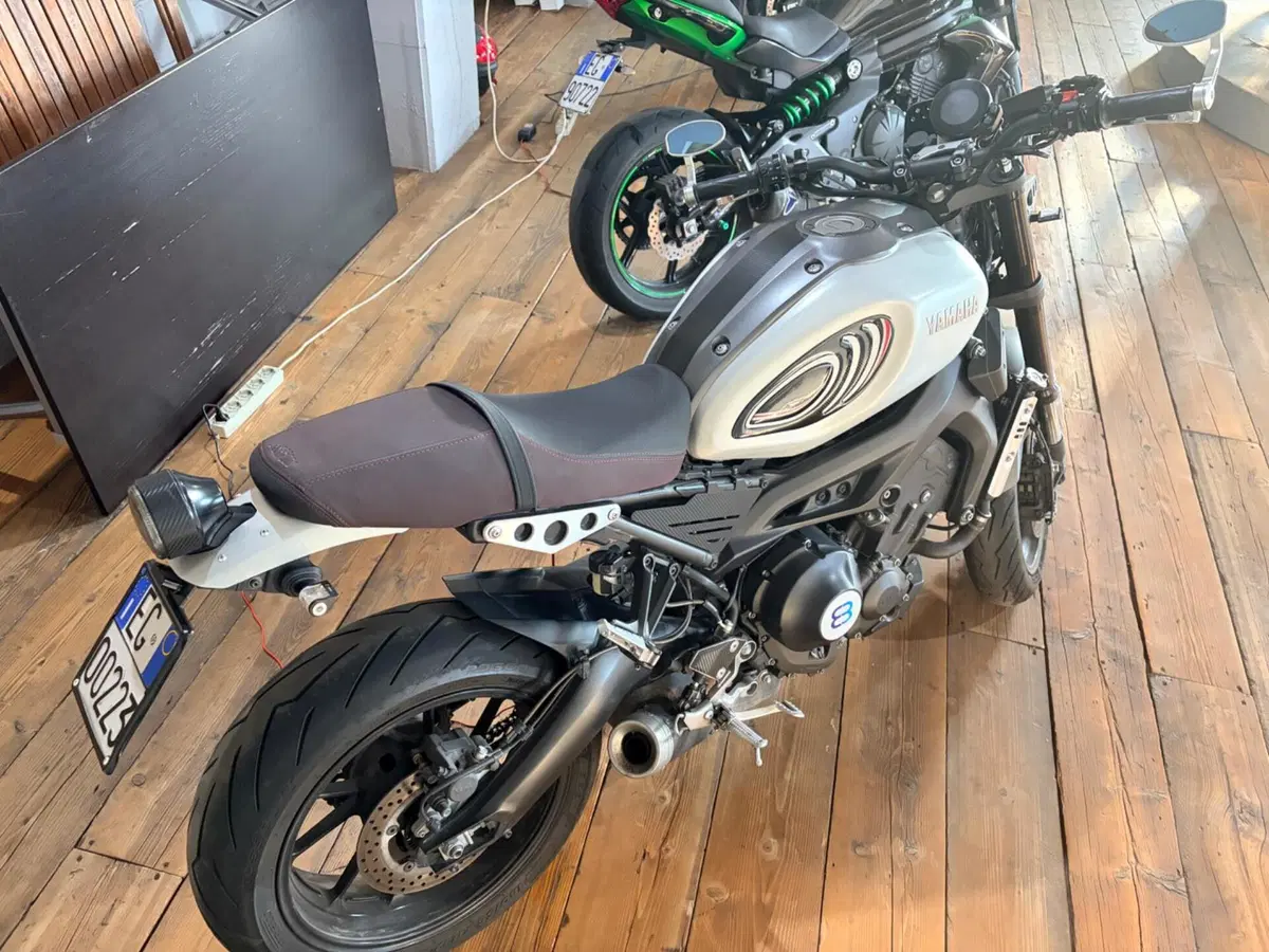 Yamaha XSR 900 ABS (2016 - 20) (2)