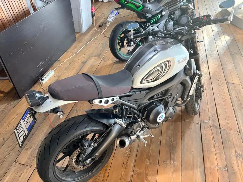 Yamaha XSR 900 ABS (2016 - 20) (2)