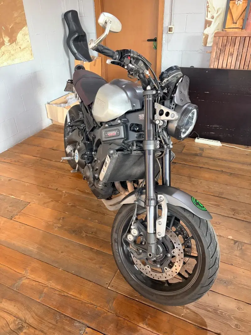 Yamaha XSR 900 ABS (2016 - 20) (9)