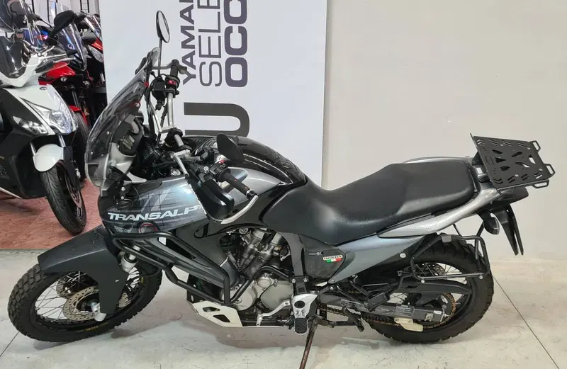Honda Transalp XL 700 V (2007 - 2013) (2)