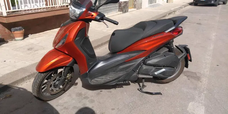 Piaggio Beverly 300 S ABS-ASR (2021 - 25) (7)