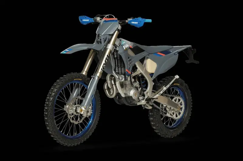 Tm Moto MX 250 ES Fi 4T (2026) (2)