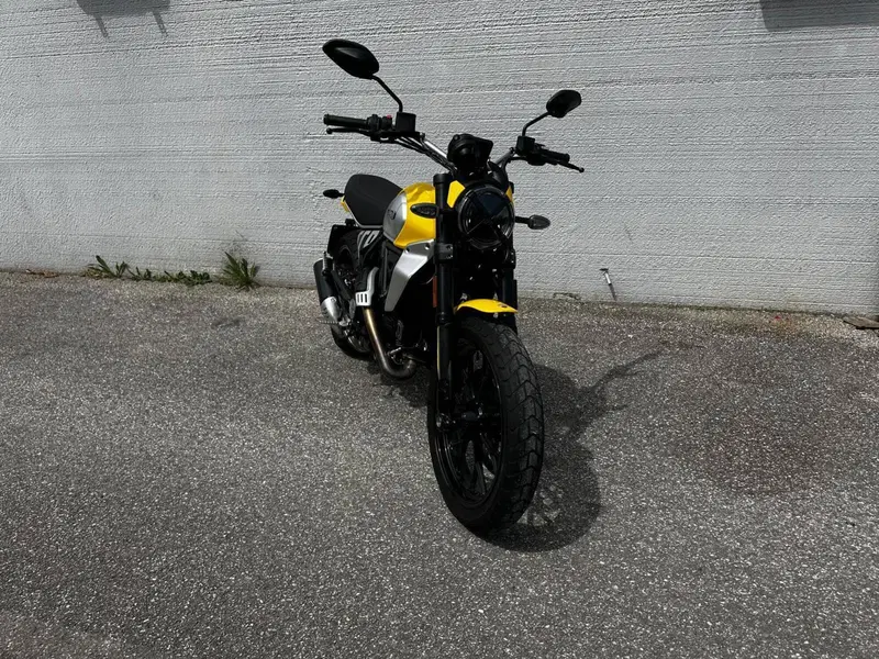 Ducati Scrambler 800 Icon (2023 - 24) (2)