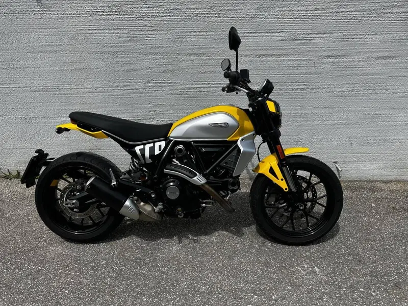 Ducati Scrambler 800 Icon (2023 - 24)