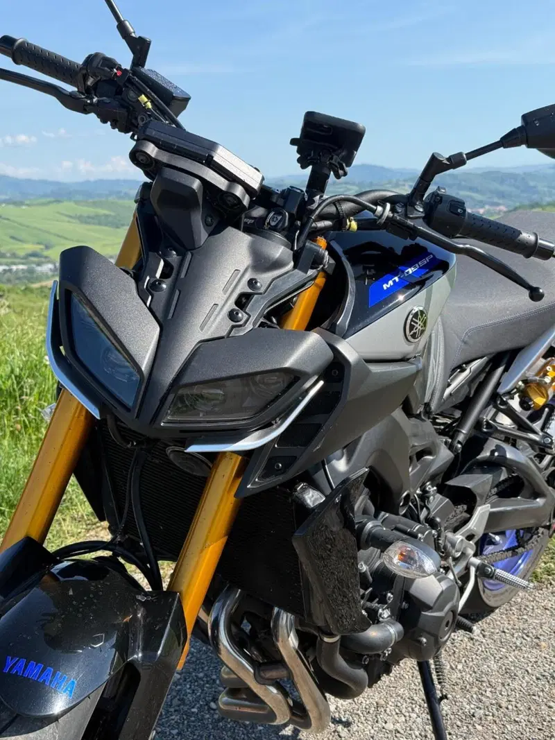 Yamaha MT-09 SP (2018 - 20) (3)
