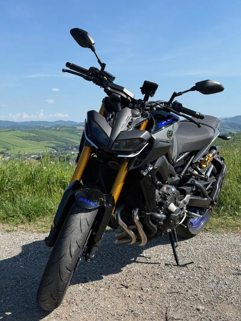 Yamaha MT-09 SP (2018 - 20) (4)