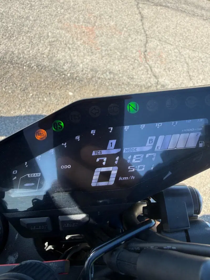 Yamaha MT-09 SP (2018 - 20) (9)