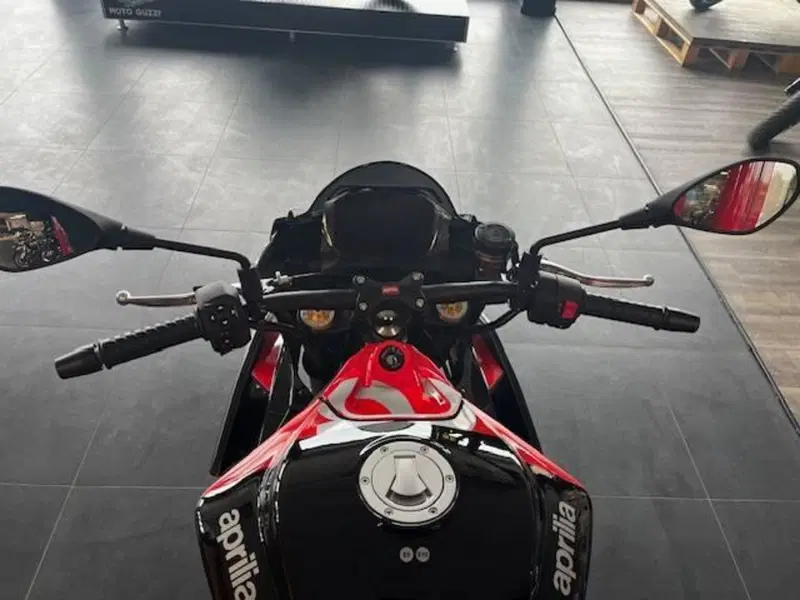 Aprilia Tuono 660 Factory (2025 - 26) (3)