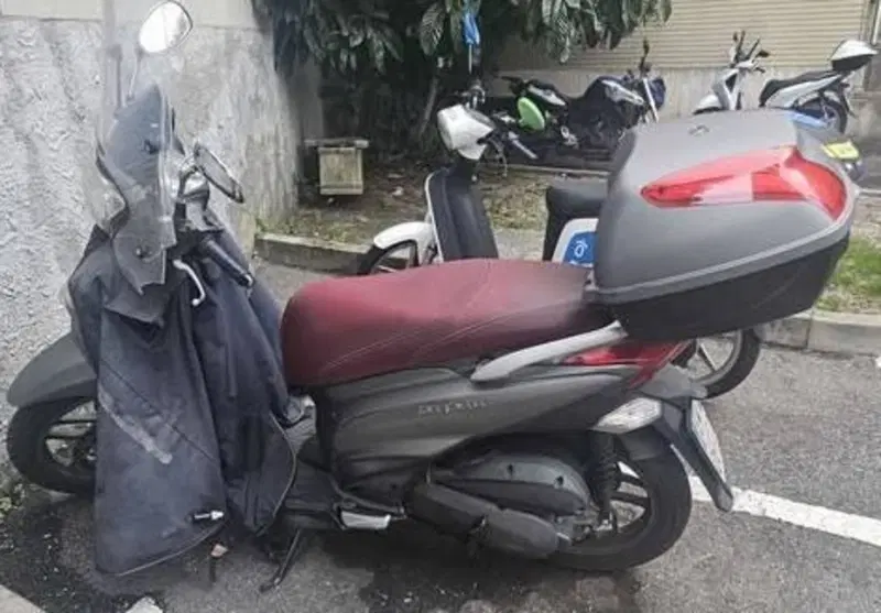 Kymco People 150i One E4 ABS (2020) (2)