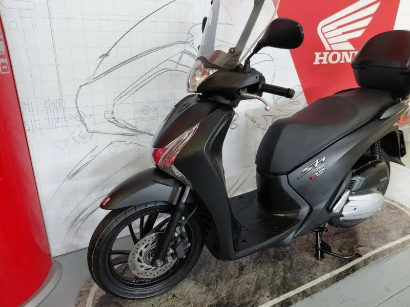 Honda SH 150i ABS (2013 - 16) (2)