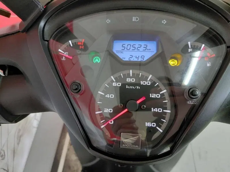 Honda SH 150i ABS (2013 - 16) (6)