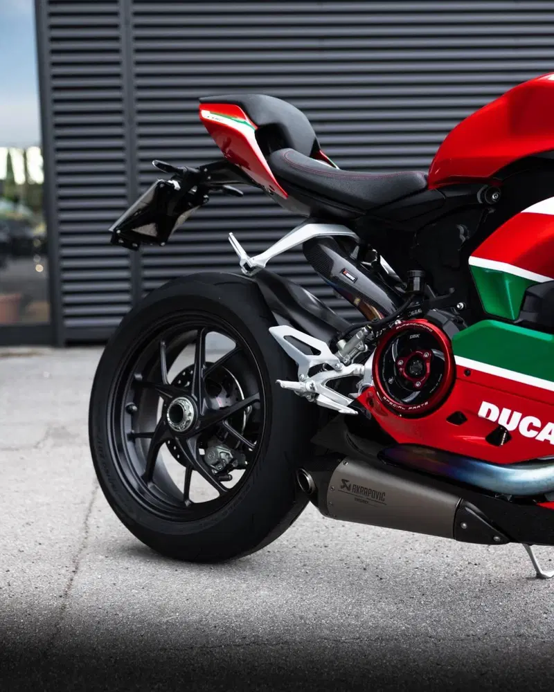 Ducati Panigale V2 Bayliss 1st Championship 20th Anniversary (2021 - 24) (9)