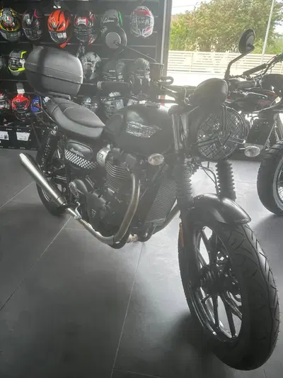 Triumph Street Twin 900 (2017 - 18) usata