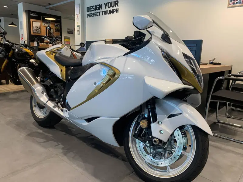 Suzuki GSX 1300 R Hayabusa (2021 - 24) (3)