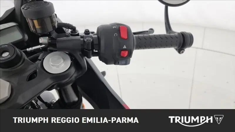 Triumph Thruxton 400 (2026) (10)