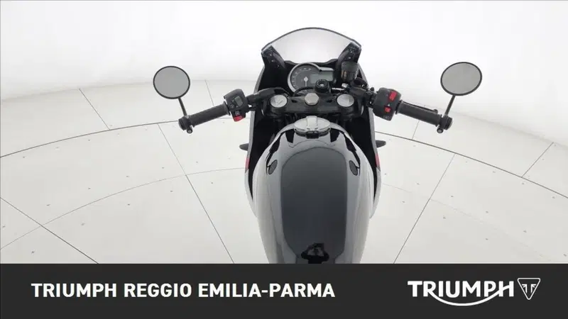 Triumph Thruxton 400 (2026) (15)
