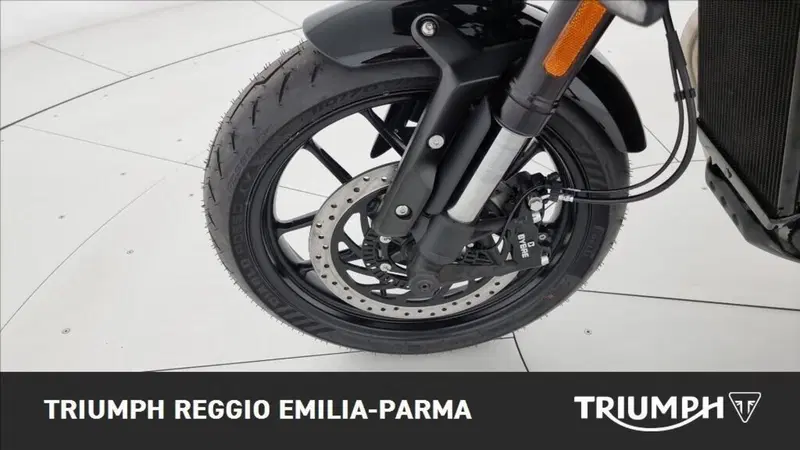 Triumph Thruxton 400 (2026) (22)