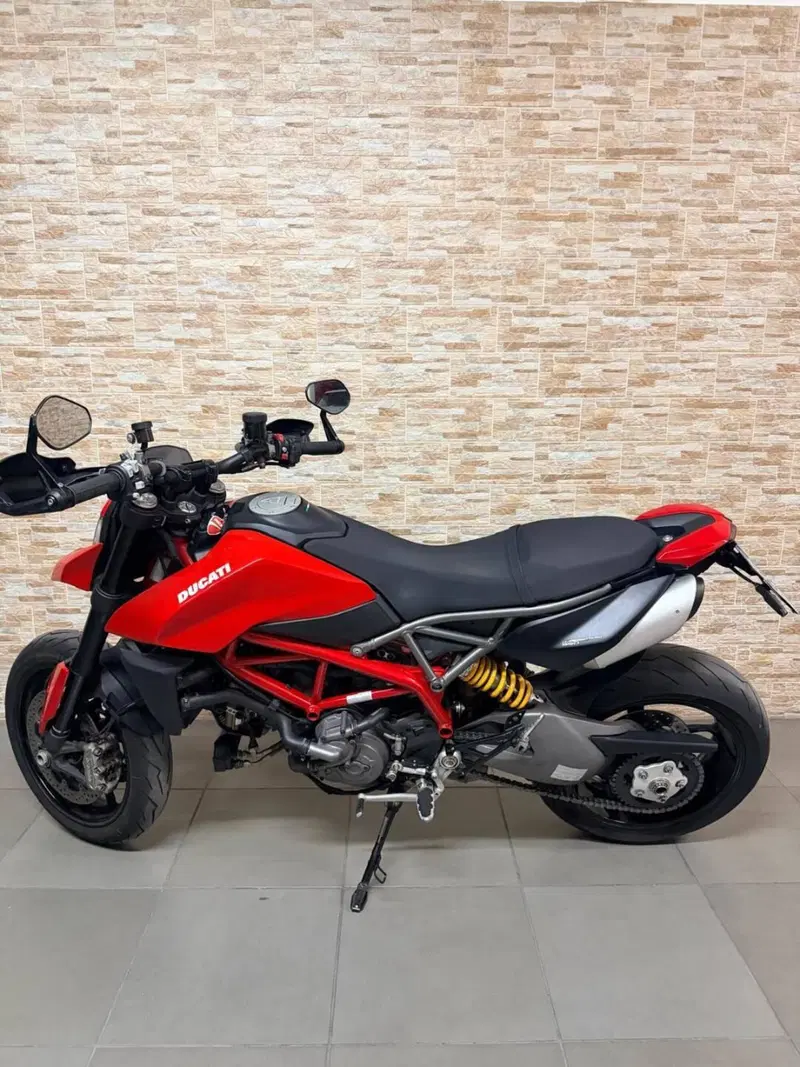 Ducati Hypermotard 950 (2022 - 25) (5)