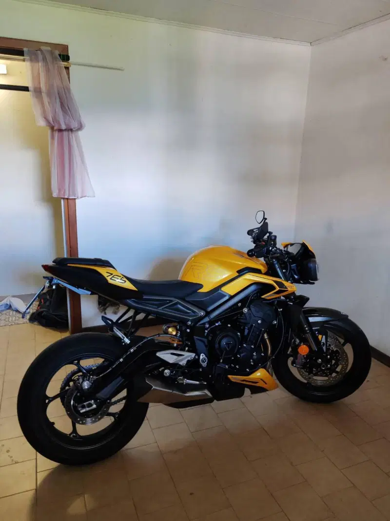 Triumph Street Triple 765 RS (2023 - 26) (5)