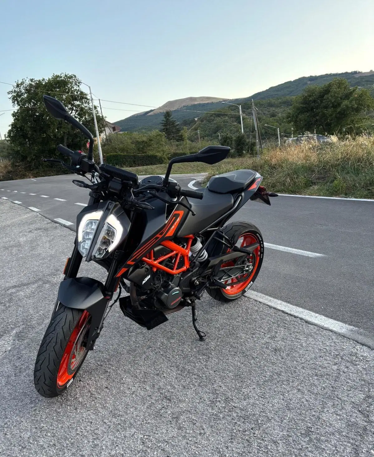 KTM 125 Duke (2021 - 23) (2)