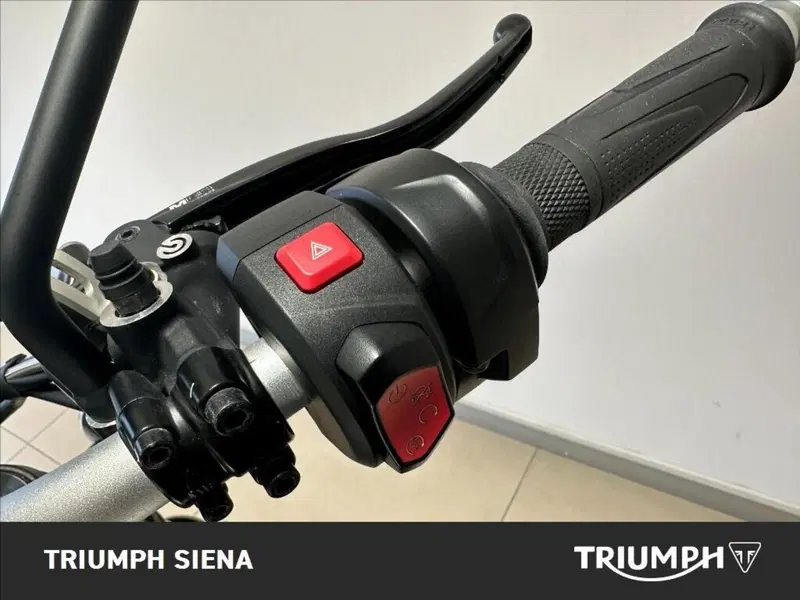 Triumph Scrambler 1200 XE (2021 - 23) (9)