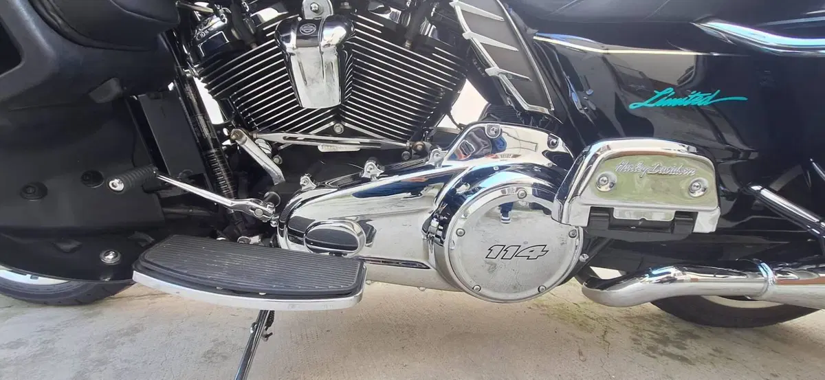 Harley-Davidson 114 Electra Glide Ultra Limited (2020) - FLHTK (5)