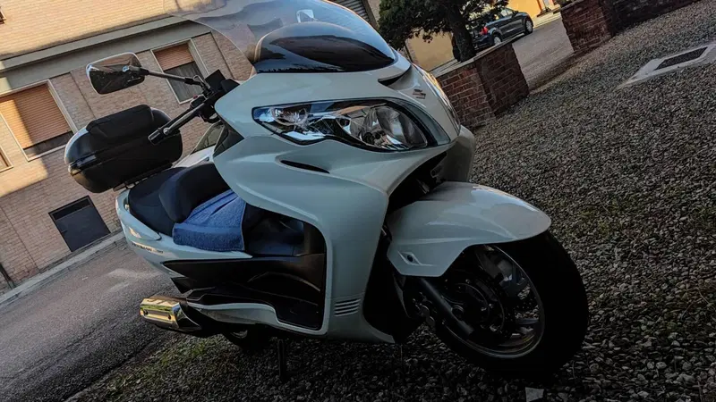 Suzuki Burgman AN 400 (2008 - 13)