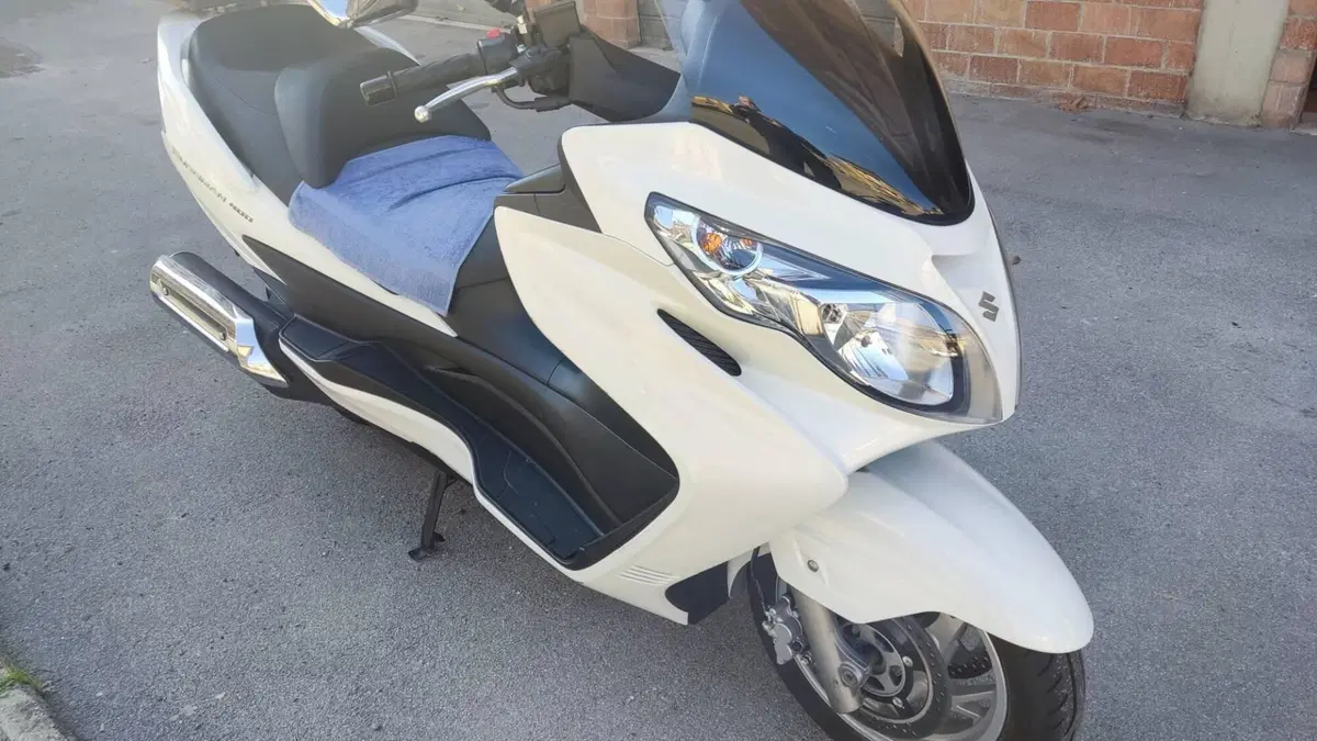 Suzuki Burgman AN 400 (2008 - 13) (6)